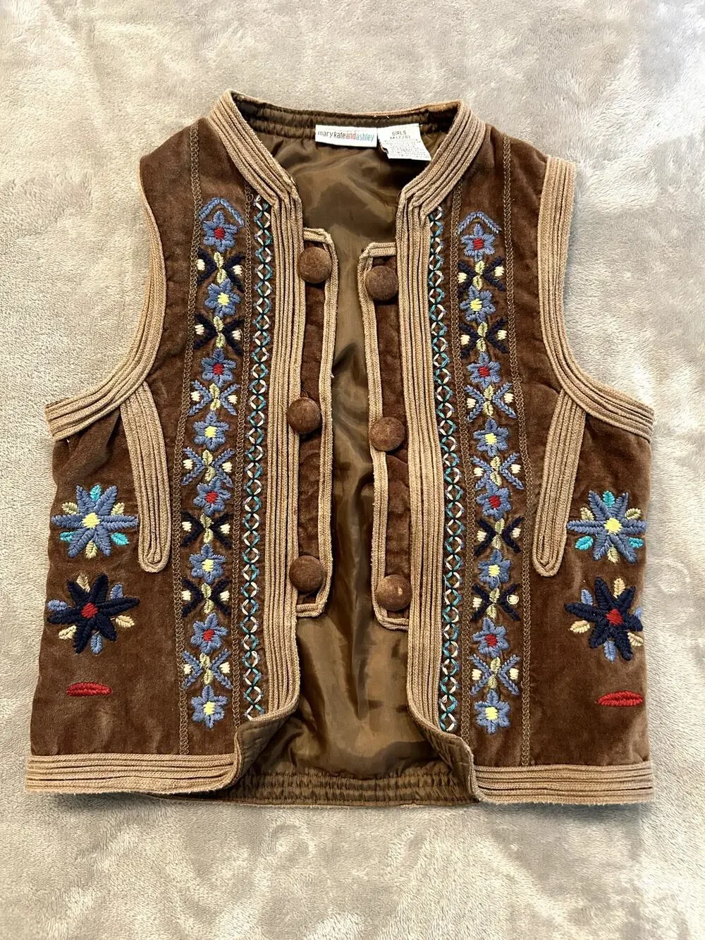 Vintage Whimsical Mary-Kate & Ashley embroidered vest Boho Earthy Storybookcore
